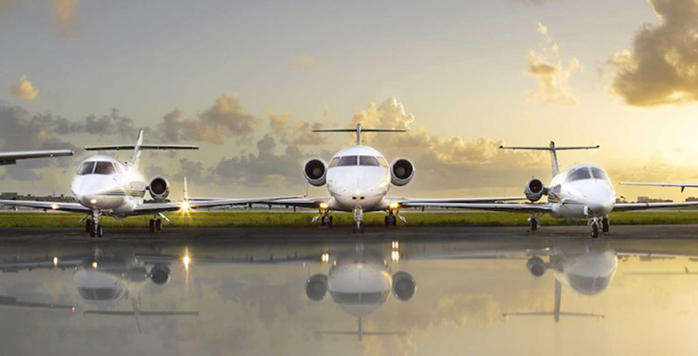 حلّق بعيداً مع Privé Jets 