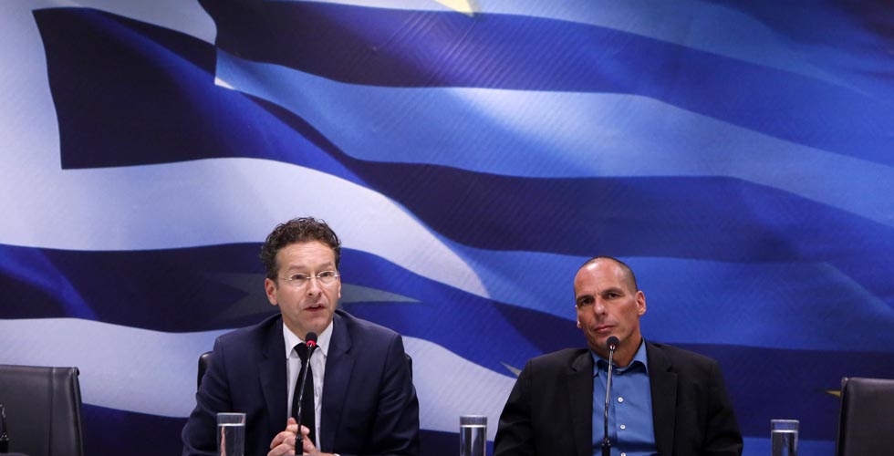 أولى نتائج الاستفتاء اليوناني هبوط أسعار النفط