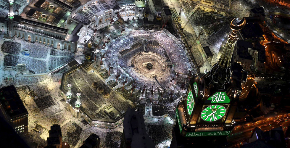 عروض الليزر لعيد مميّز في مكة المكرمة
