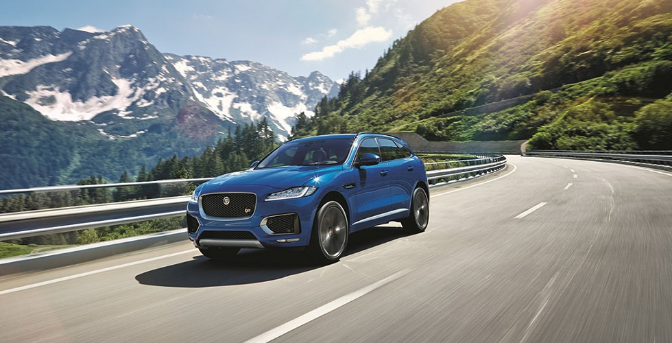 جاكوار F-Pace  تتحدّى الجاذبيّة