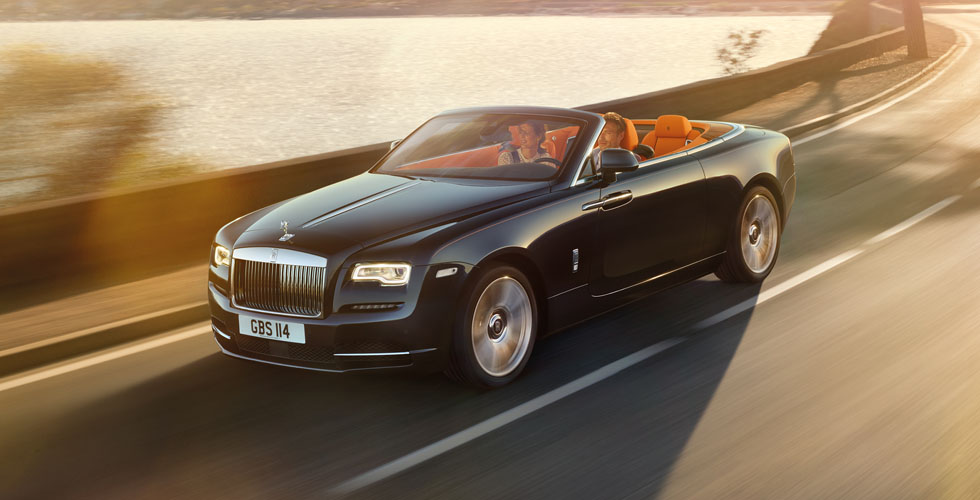 نجمتا Rolls-Royce  في معرض قطر