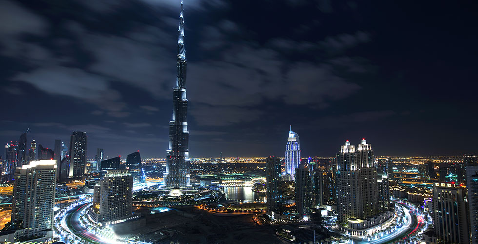 طوابع برج خليفة احتفالاً بعيده السادس 