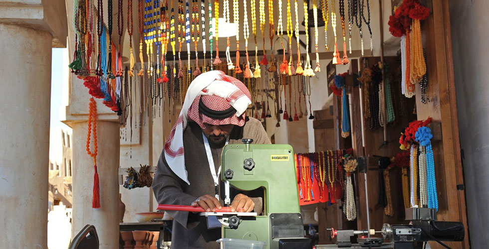 مليون زائر في الجنادرية والمسابح تجذب