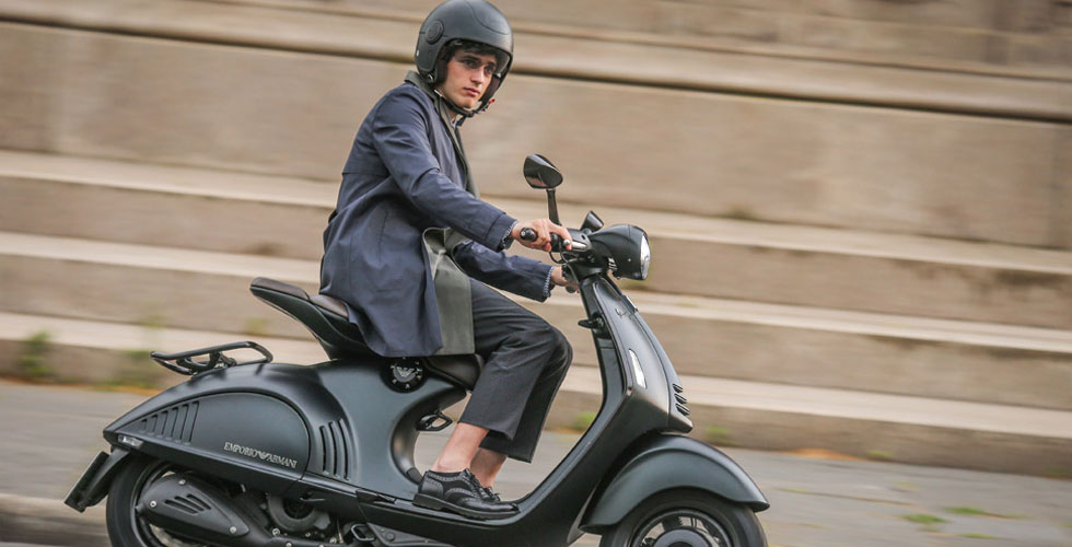 الفردان تطلق درّاجة Vespa  