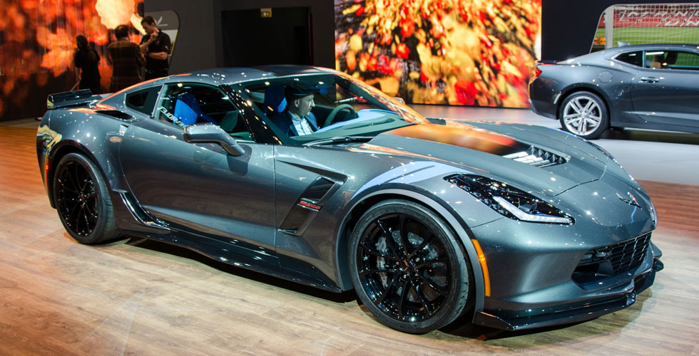 Chevrolet Corvette  تعود بنسخةٍ جديدة