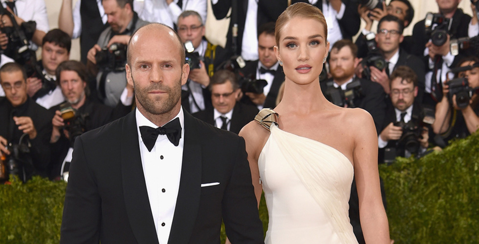 النجوم يتألّقون في Met Gala