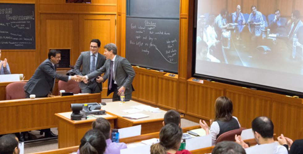 هارفارد تناقش أرامكو