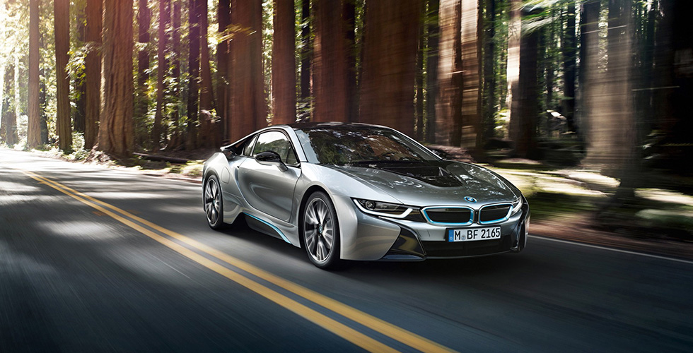 محرّك العام لل BMW i8 