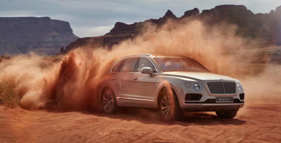 رحلةٌ لل Bentley Bentayga  2017 