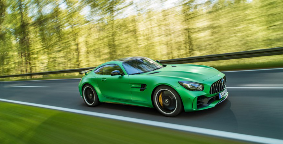 أسرع وأقوى Mercedes  خضراء