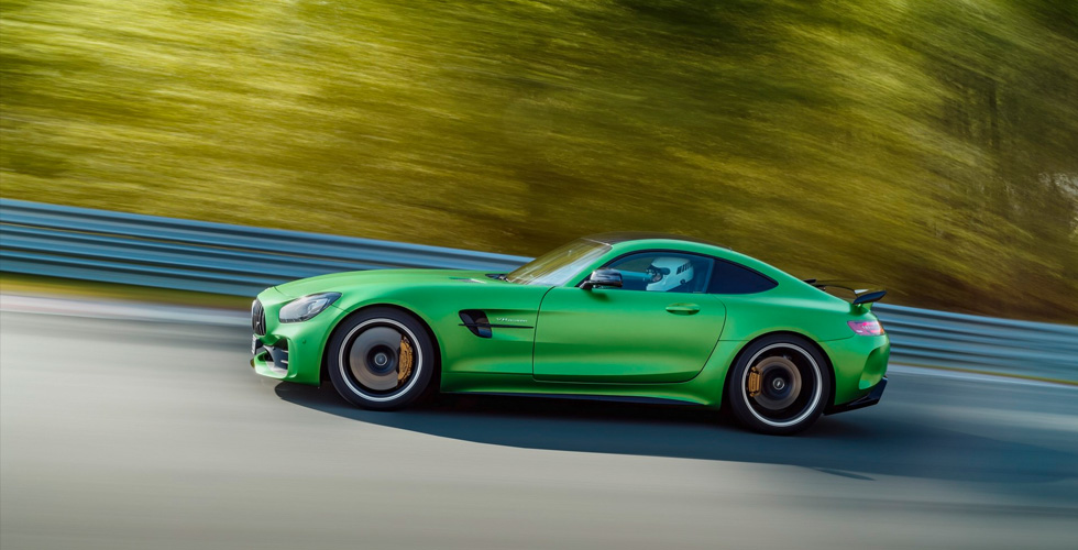 Mercedes-AMG GT R  إلى 