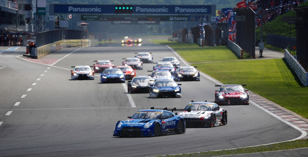 نجاحات متتالية ل Nissan  في Super GT