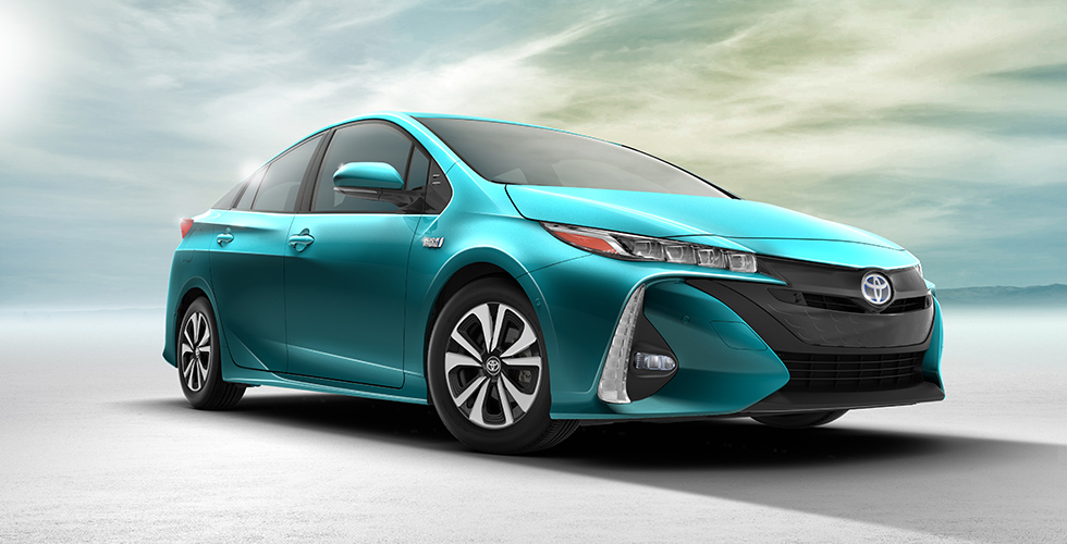 جوائز لمن يقود الPrius  في اليابان