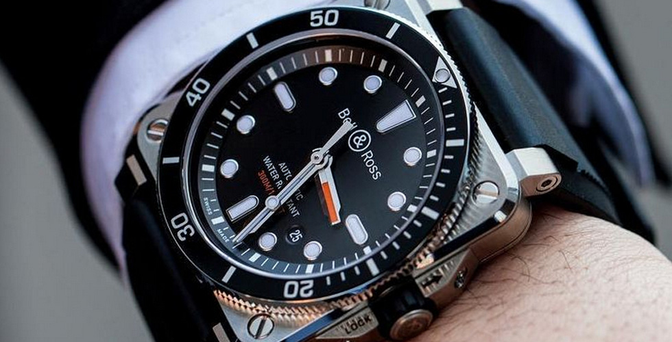 الغوص ممكنٌ مع ساعة BR 03-92 Diver