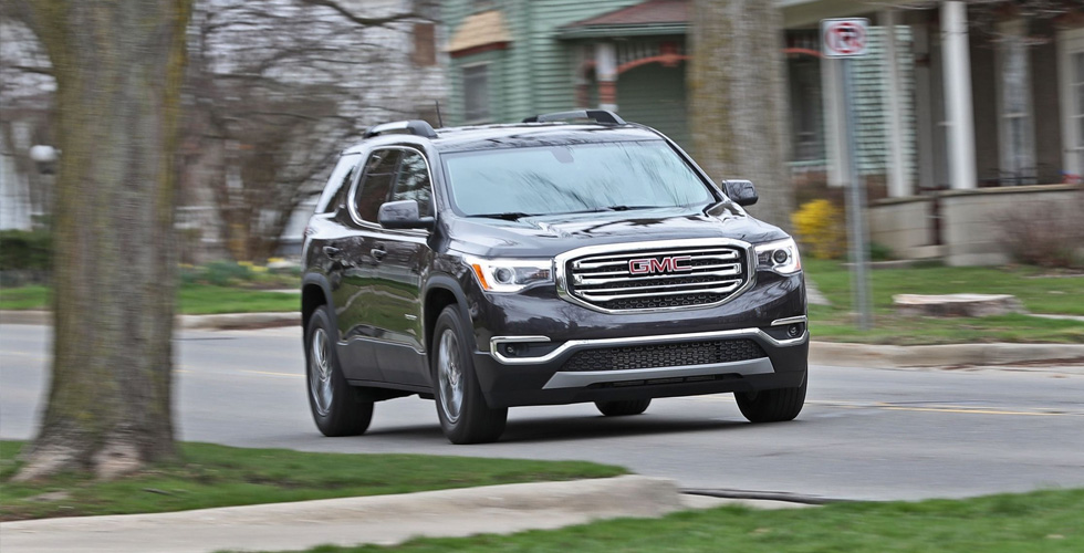 عن ال GMC Acadia  2017