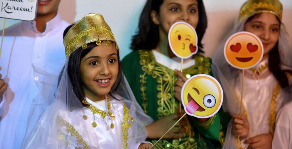 احتفال القرقاعون في  السعودية والبحرين 