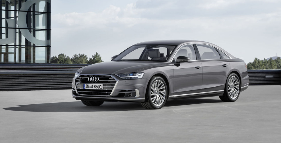   Audi A8 الجديدة: مستقبل السيارات الفاخرة