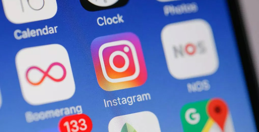 قريباً، اعرف من يتجاهلك على Instagram