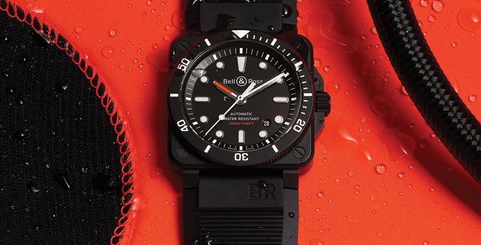 Bell & Ross  وهوية عسكرية واضحة