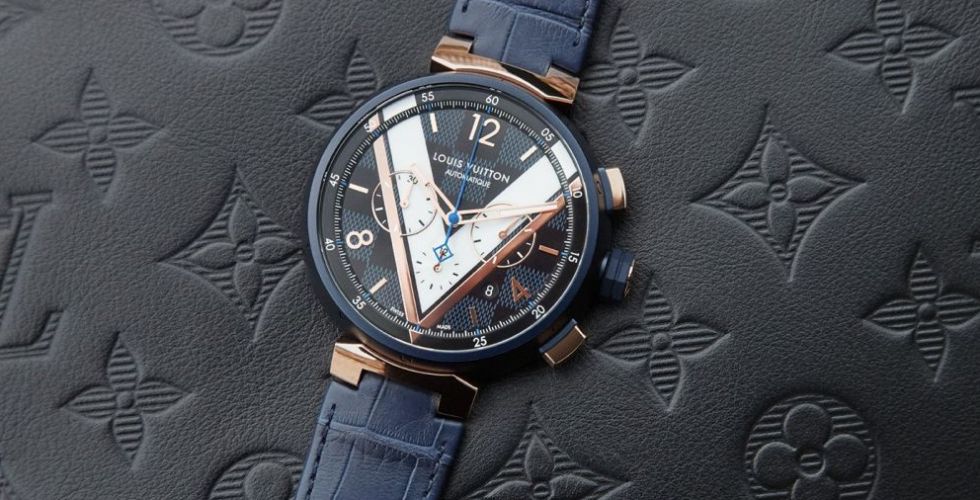 Louis Vuitton تقدّم ساعة Tambour Damier Cobalt