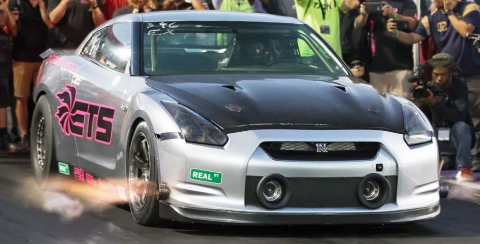 بالفيديو: GT-R  المدهشة القوّة من نيسان