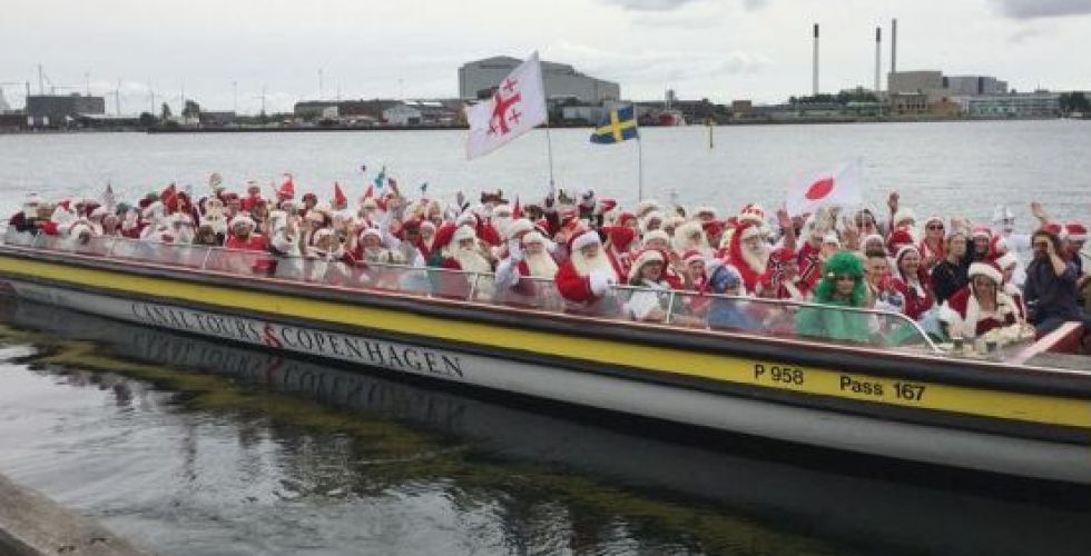 بابا نويل في إجازة صيفية في كوبنهاجن