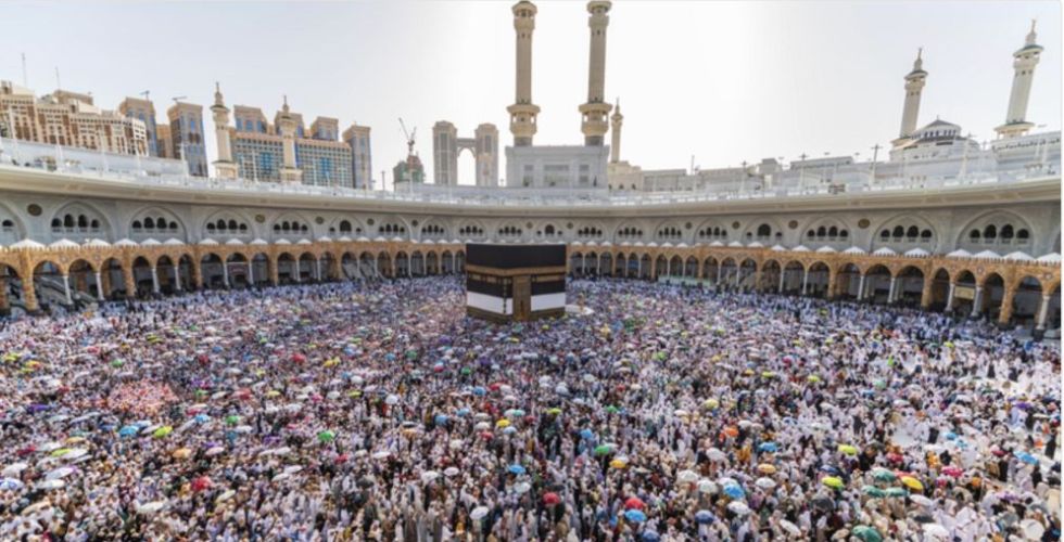 ملايين الاتصالات الهاتفية في مكة المكرمة