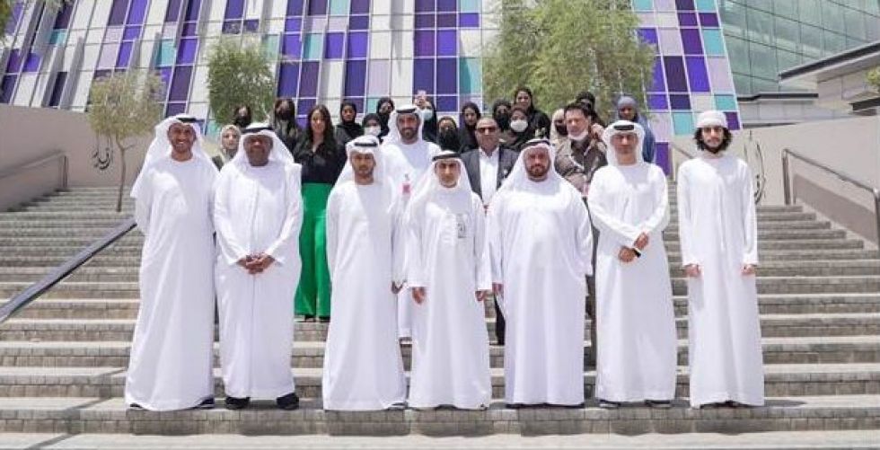  أبوظبي للإعلام تبحث سبل التعاون مع جامعة الإمارات  