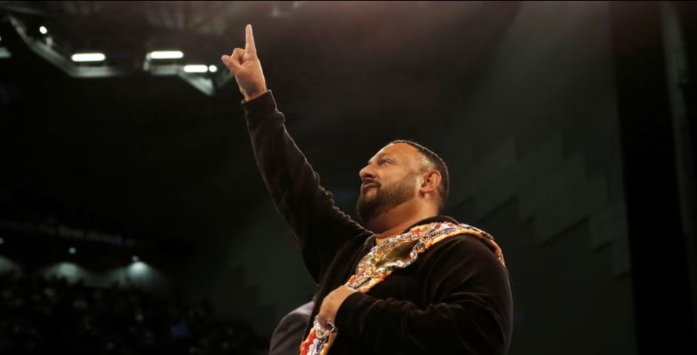 فيلم "العملاق"عن  الملاكم الأسطوري نسيم حميد ومدربه