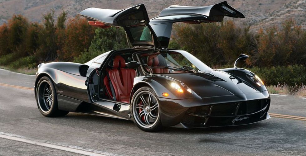 Pagani Huayra 2014  سيارة رائعة 