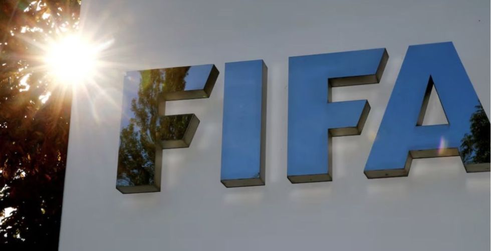 الفيفا يلغي خطة بيع كأس العالم 