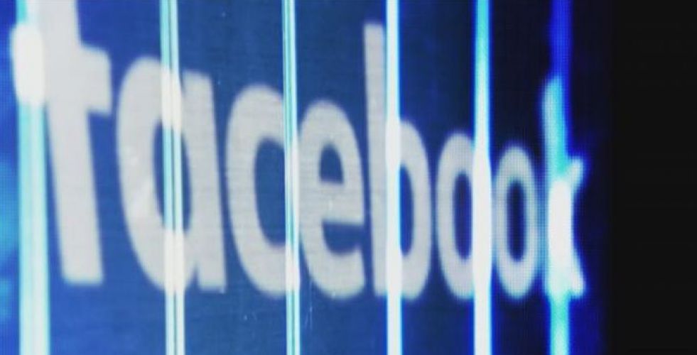 فيسبوك تُصلح عيبا أصاب ملايين المستخدمين