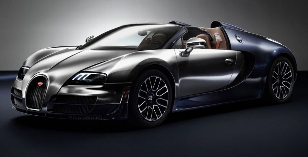 Bugatti...تكرّم مؤسسها