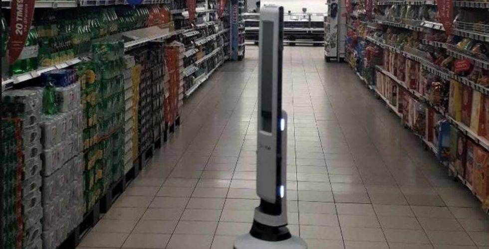 أول روبوت في سوبر ماركت في دولة عربية!