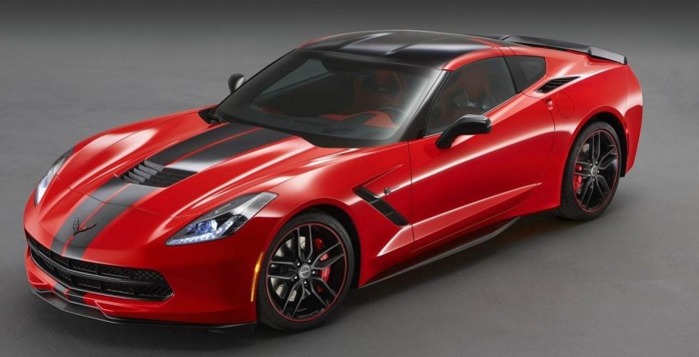 C8 Corvette 2017...وحش بمحرك وسطي؟