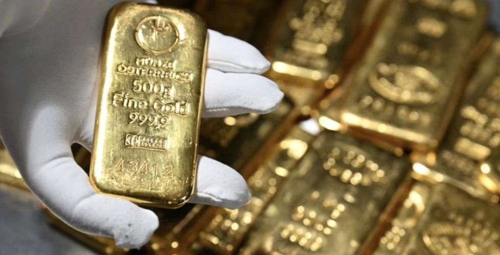 الذهب يرتفع مع تراجع الدولار وانحسار مخاوف التضخم