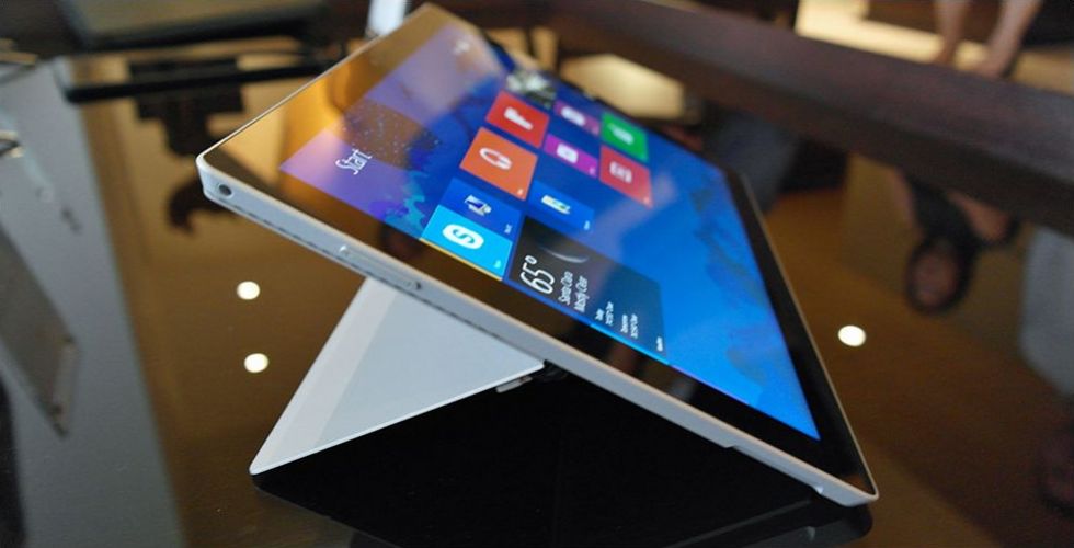 تحديث برامج  Microsoft Surface Pro 3 يعاني المشاكل
