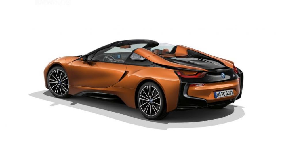 رزمة الأيروديناميّات لل BMW i8 Roadster 