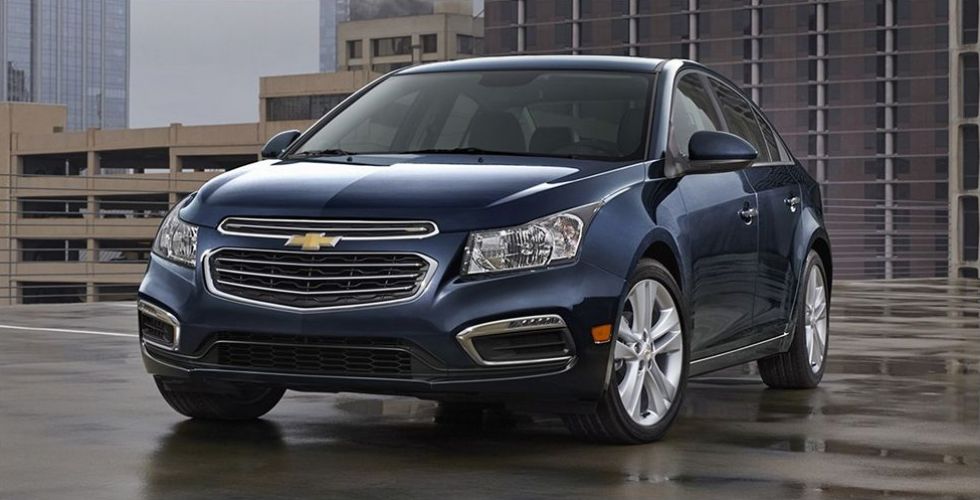 2015 CHEVROLET CRUZE:الراحة والتكنولوجيا