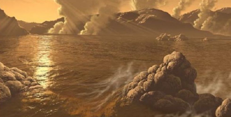 حياةٌ محتملة على قمر زحل الغريب تيتان