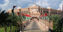 الإمارات سبّاقة في مسيرة التنمية الاقتصادية