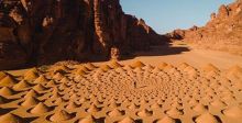معرض فنيّ في صحراء السعودية شعاره السراب