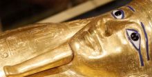 مصر تستعيد تابوتا ذهبيا أثريا من  نيويورك